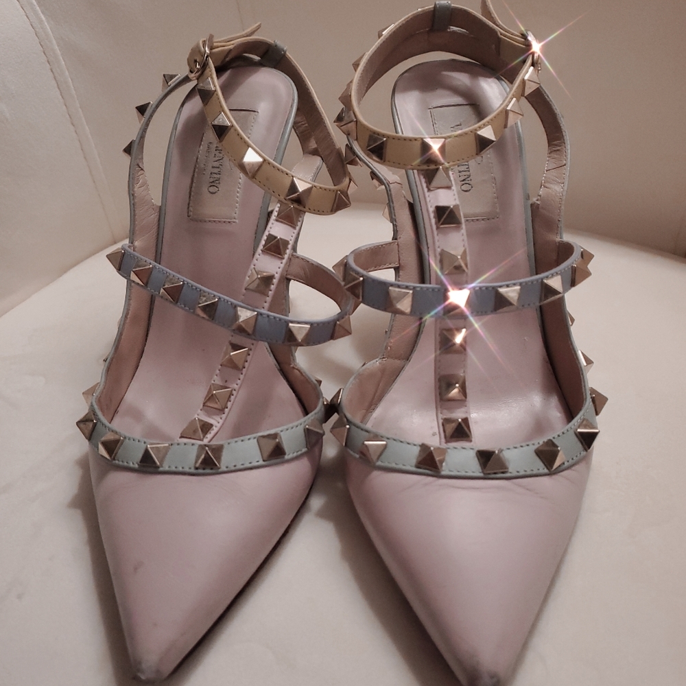 VALENTINO ROCKSTUD ANKLE STRAP PUMPS